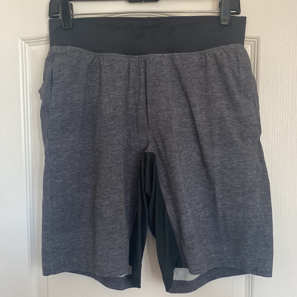 Lululemon T.H.E. Short *Luxtreme Liner 9” - Picture 6 of 9